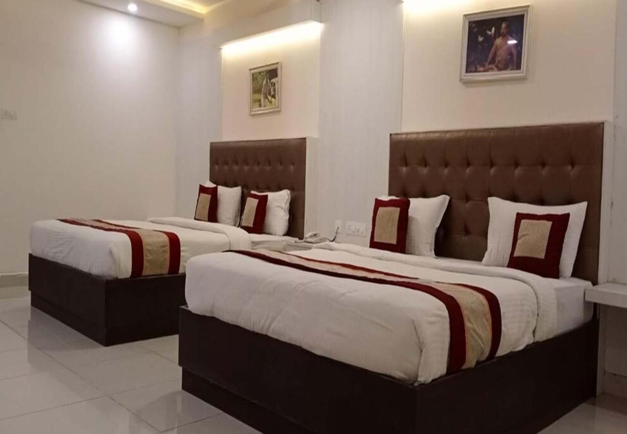 Cinemascope An Apart Hotel Chennai Exterior photo